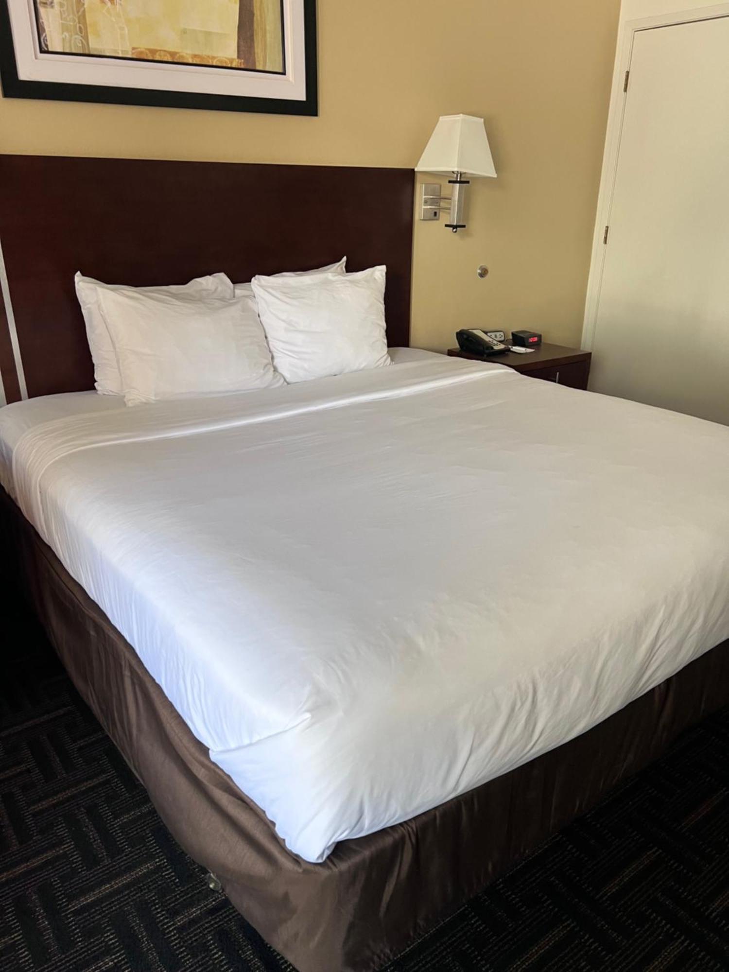 Quality Near Hotel 2*